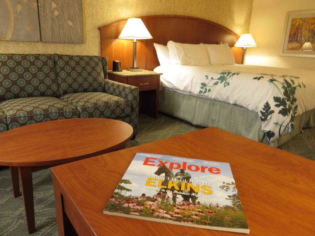 Wingate By Wyndham Elkins Hotel Phòng bức ảnh