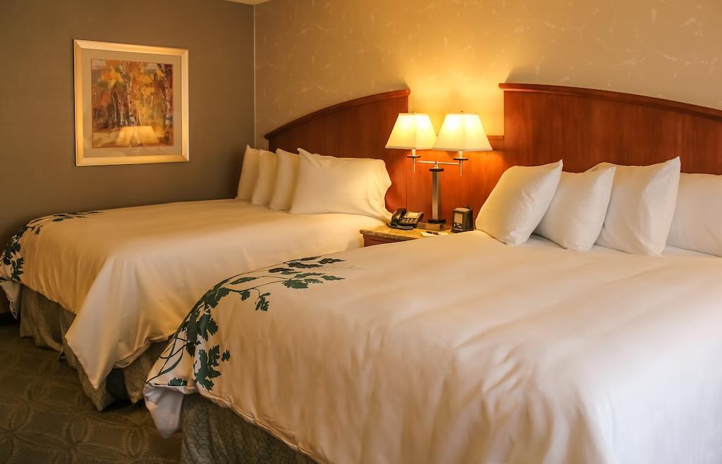 Wingate By Wyndham Elkins Hotel Phòng bức ảnh