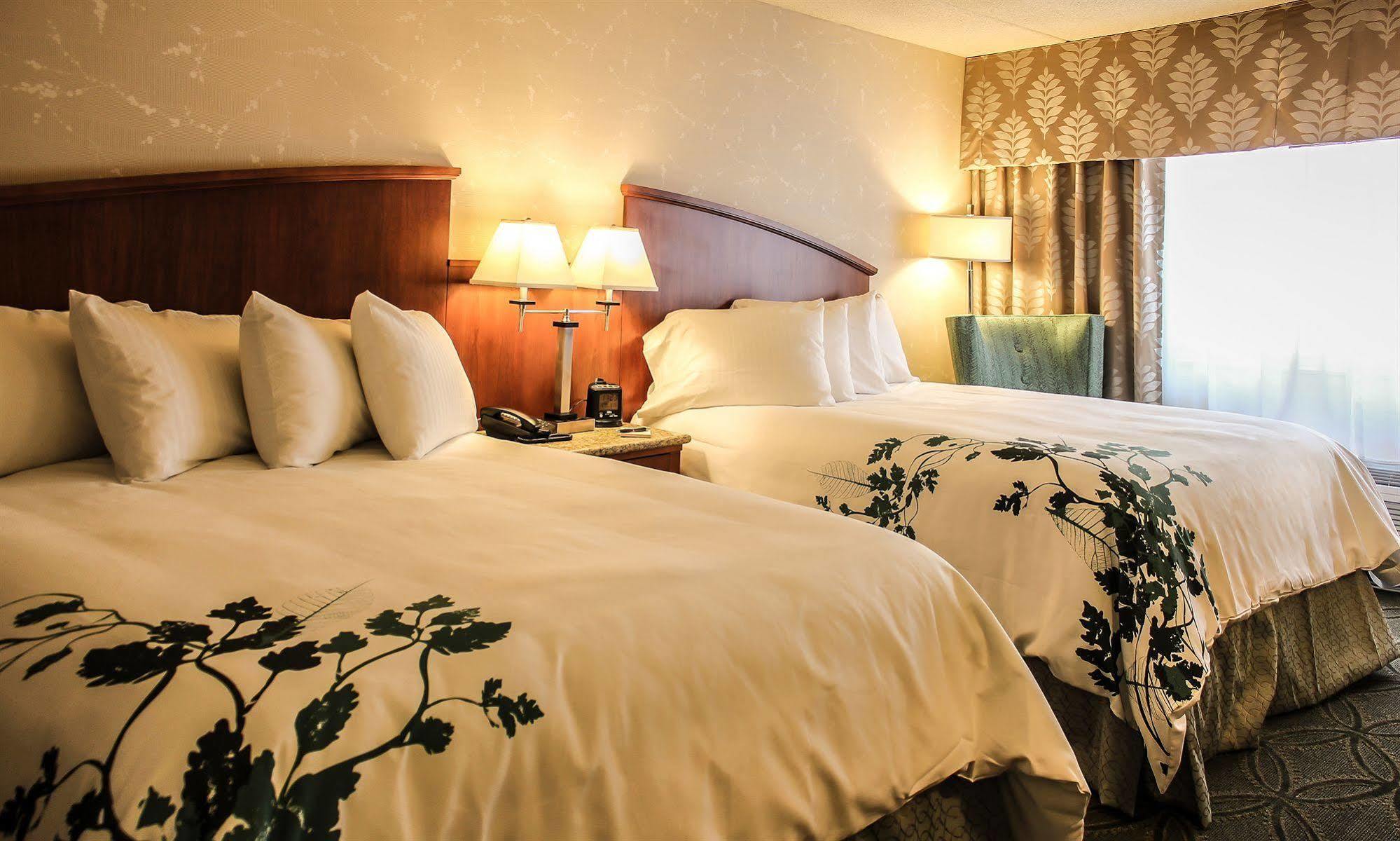 Wingate By Wyndham Elkins Hotel Ngoại thất bức ảnh