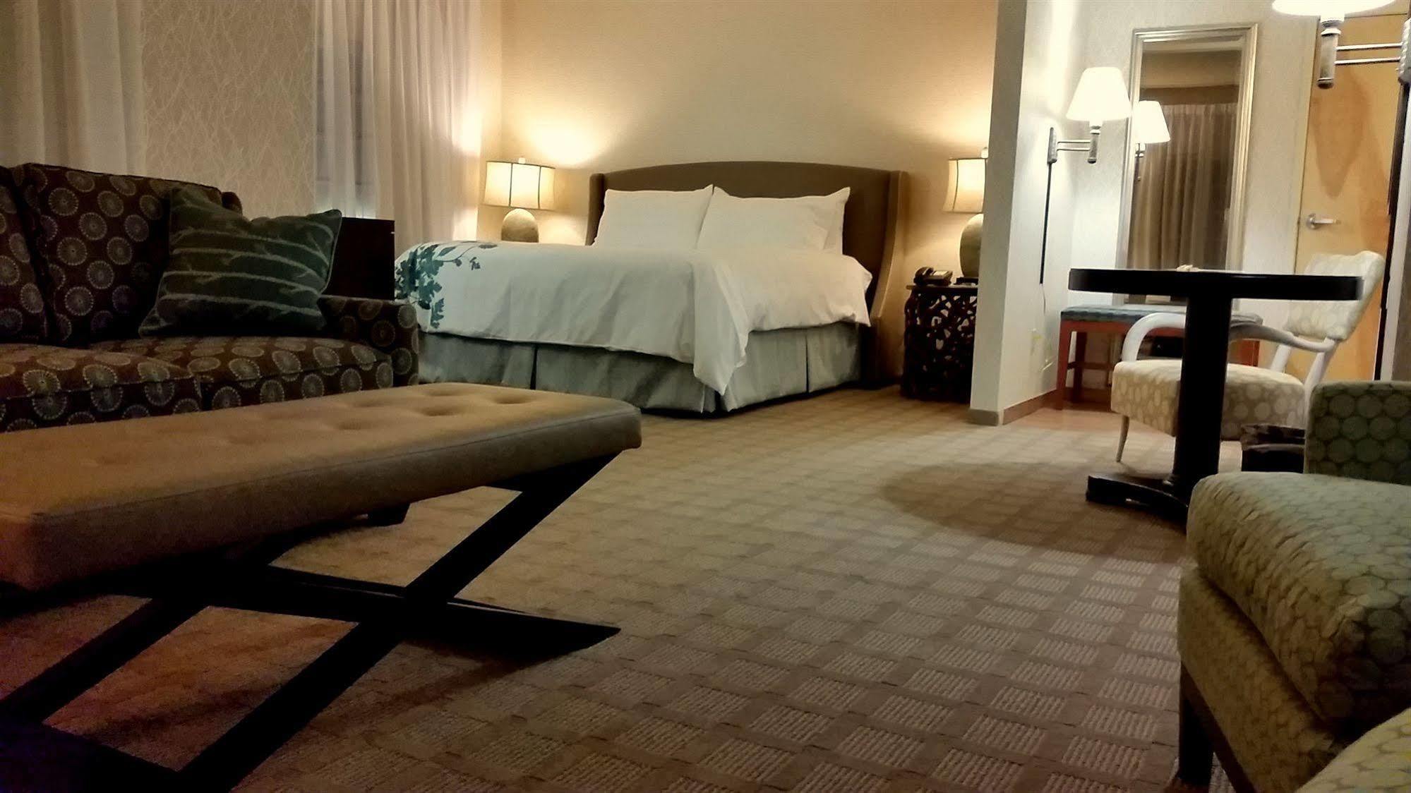 Wingate By Wyndham Elkins Hotel Ngoại thất bức ảnh